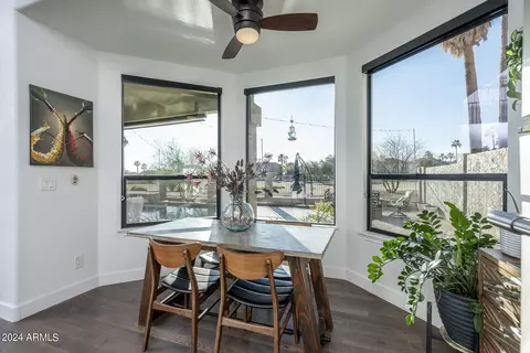 Dining - 16014 S 13th Pl, Phoenix, AZ 85048 photo 1 of 2