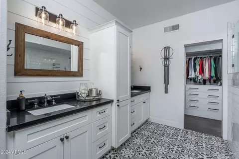 Bath - 16014 S 13th Pl, Phoenix, AZ 85048 photo 2 of 3