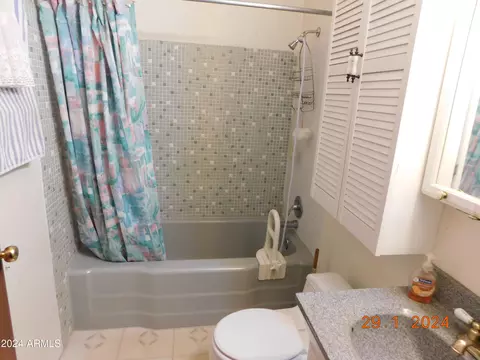 818 E Desert Dr S, Phoenix, AZ 85042 photo 11