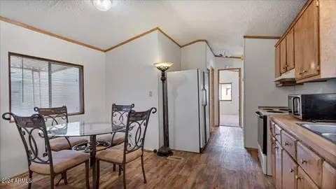 2121 N Center St #203, Mesa, AZ 85201