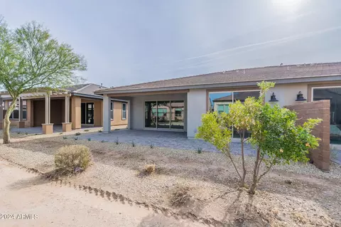 330 E Citrus Hollow Way, Queen Creek, AZ 85140