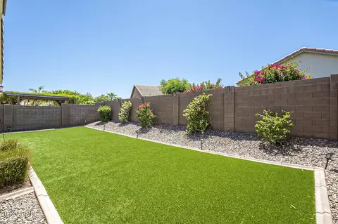 2059 E Lindrick Dr, Gilbert, AZ 85298 photo 10