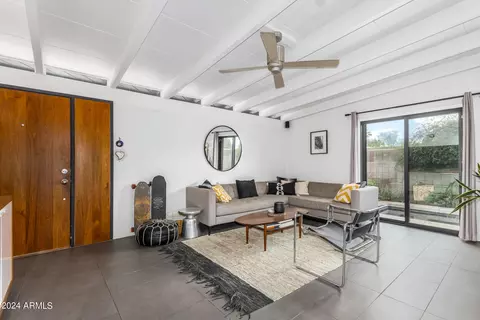 1037 E Palo Verde Dr, Phoenix, AZ 85014 photo 5