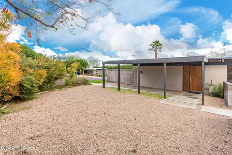 1037 E Palo Verde Dr, Phoenix, AZ 85014 photo 4