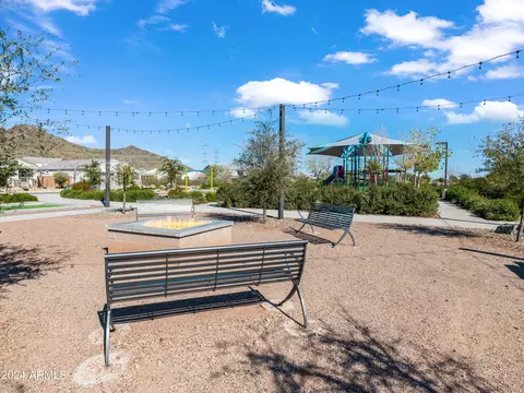 Exterior - 2333 E Chama Dr, Phoenix, AZ 85024 photo 21 of 22