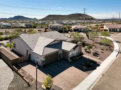 View/Area - 2333 E Chama Dr, Phoenix, AZ 85024 photo 3 of 5