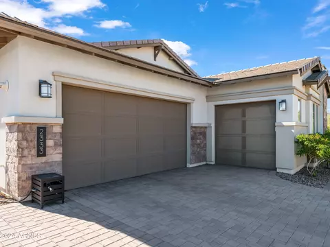 Exterior - 2333 E Chama Dr, Phoenix, AZ 85024 photo 8 of 22