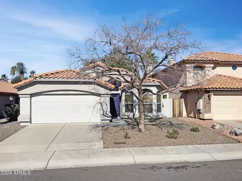 7506 W Wescott Dr, Glendale, AZ 85308