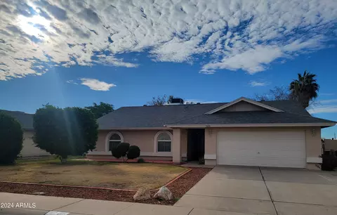 7845 W Mescal St, Peoria, AZ 85345