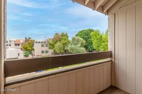 2938 N 61st Pl #221, Scottsdale, AZ 85251