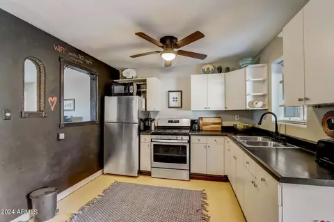 Kitchen - 1224 E Spence Ave, Tempe, AZ 85281 photo 3 of 6