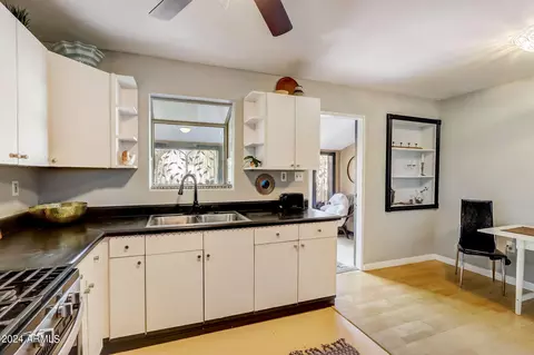 Kitchen - 1224 E Spence Ave, Tempe, AZ 85281 photo 5 of 6