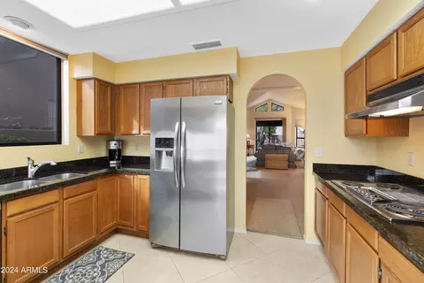 Kitchen - 4116 E Cortez St, Phoenix, AZ 85028 photo 1 of 3