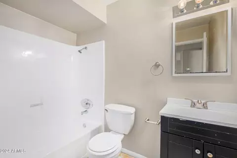 Bath - 141 N Date -- #13, Mesa, AZ 85201 photo 2 of 2