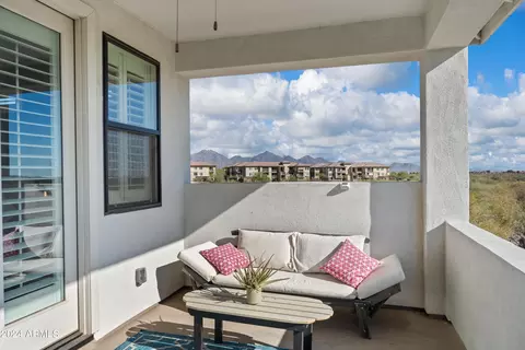 Exterior - 6631 E Libby St, Phoenix, AZ 85054 photo 6 of 12