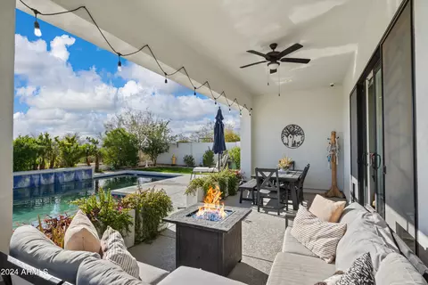 Exterior - 6631 E Libby St, Phoenix, AZ 85054 photo 8 of 12