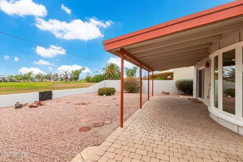 Exterior - 2061 E Cairo Dr, Tempe, AZ 85282 photo 9 of 12