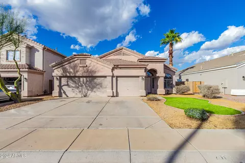 Exterior - 768 E Stottler Dr, Gilbert, AZ 85296 photo 2 of 10