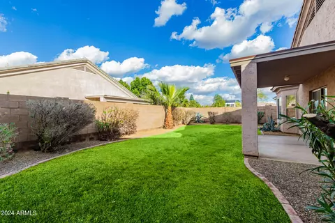 Exterior - 768 E Stottler Dr, Gilbert, AZ 85296 photo 5 of 10