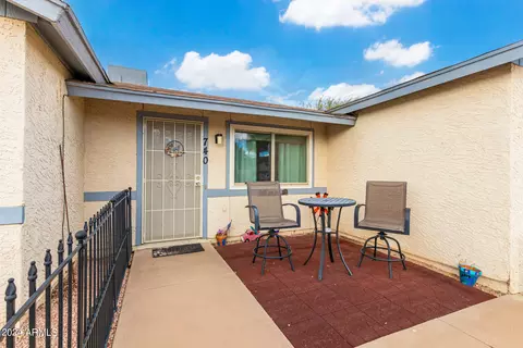 Exterior - 740 W Rosal Ave, Apache Junction, AZ 85120 photo 3 of 15