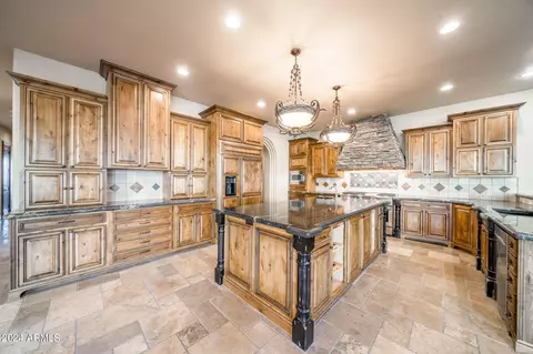 Kitchen - 3914 E Omega Cir, Mesa, AZ 85215 photo 2 of 7