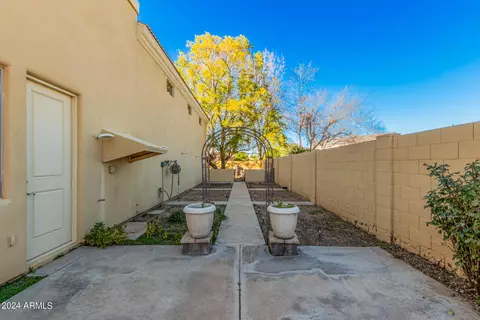 Exterior - 3914 E Omega Cir, Mesa, AZ 85215 photo 24 of 35