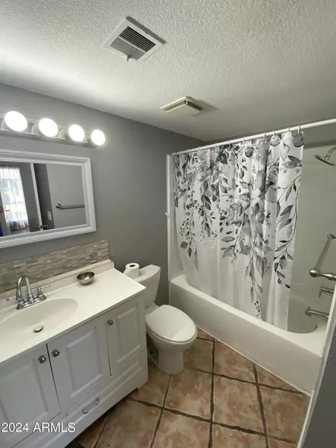 Bath - 4838 N 87th Dr, Phoenix, AZ 85037 photo 1 of 6