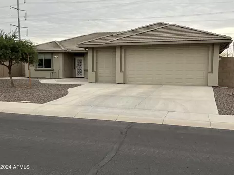 Exterior - 11145 E Posada Ave, Mesa, AZ 85212 photo 3 of 7