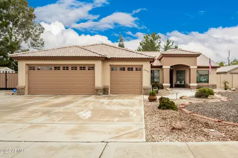 6828 W Columbine Dr, Peoria, AZ 85381