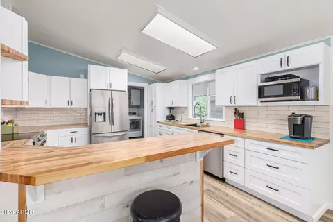2208 W Baseline Ave #64, Apache Junction, AZ 85119 photo 13