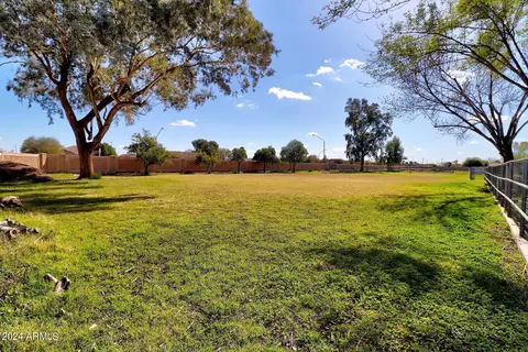 Exterior - 767 E Pony Ln, Gilbert, AZ 85295 photo 10 of 37