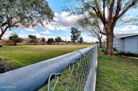 Exterior - 767 E Pony Ln, Gilbert, AZ 85295 photo 4 of 37