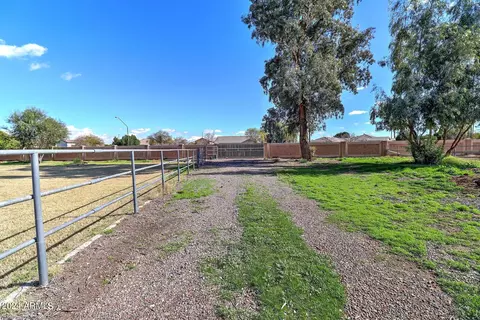Exterior - 767 E Pony Ln, Gilbert, AZ 85295 photo 26 of 37