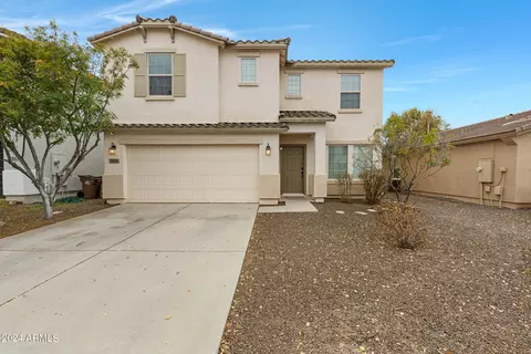 909 E Daniella Dr, San Tan Valley, AZ 85140