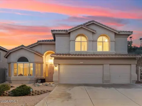 Exterior - 805 E Silverwood Dr, Phoenix, AZ 85048 photo 7 of 7