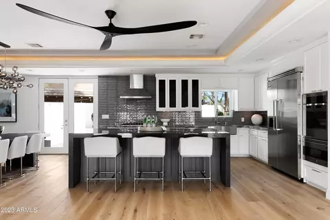 Kitchen - 4135 N 33rd Pl, Phoenix, AZ 85018 photo 3 of 5