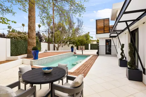 Exterior - 4135 N 33rd Pl, Phoenix, AZ 85018 photo 5 of 13