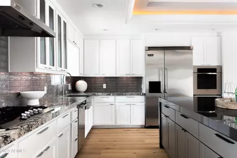Kitchen - 4135 N 33rd Pl, Phoenix, AZ 85018 photo 5 of 5
