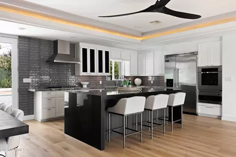 Kitchen - 4135 N 33rd Pl, Phoenix, AZ 85018 photo 2 of 5