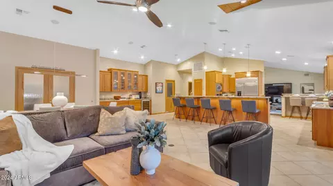 Living - 3716 E Ahwatukee Dr, Phoenix, AZ 85044 photo 3 of 5