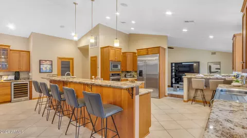Kitchen - 3716 E Ahwatukee Dr, Phoenix, AZ 85044 photo 1 of 10
