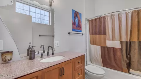 Bath - 3716 E Ahwatukee Dr, Phoenix, AZ 85044 photo 7 of 10