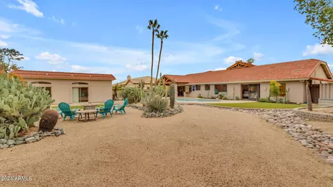 Exterior - 3716 E Ahwatukee Dr, Phoenix, AZ 85044 photo 4 of 28