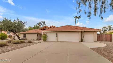 Exterior - 3716 E Ahwatukee Dr, Phoenix, AZ 85044 photo 26 of 28