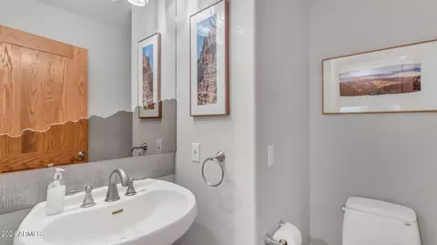Bath - 3716 E Ahwatukee Dr, Phoenix, AZ 85044 photo 10 of 10