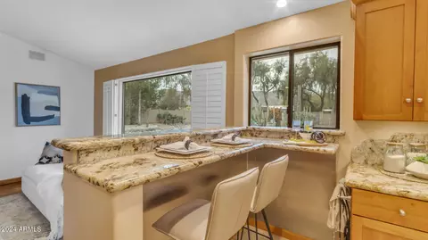 Kitchen - 3716 E Ahwatukee Dr, Phoenix, AZ 85044 photo 6 of 10