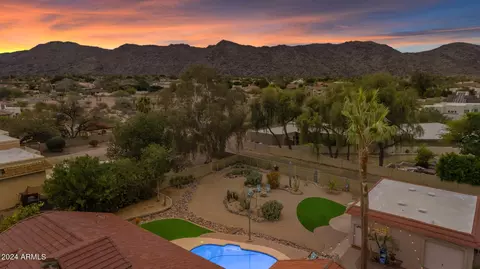 View/Area - 3716 E Ahwatukee Dr, Phoenix, AZ 85044 photo 2 of 8