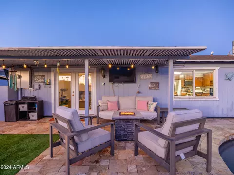 3625 E Captain Dreyfus Ave, Phoenix, AZ 85032 photo 5