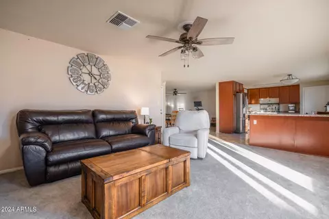 3625 E Captain Dreyfus Ave, Phoenix, AZ 85032 photo 11