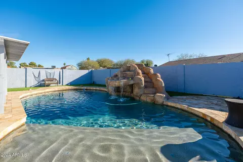3625 E Captain Dreyfus Ave, Phoenix, AZ 85032 photo 2